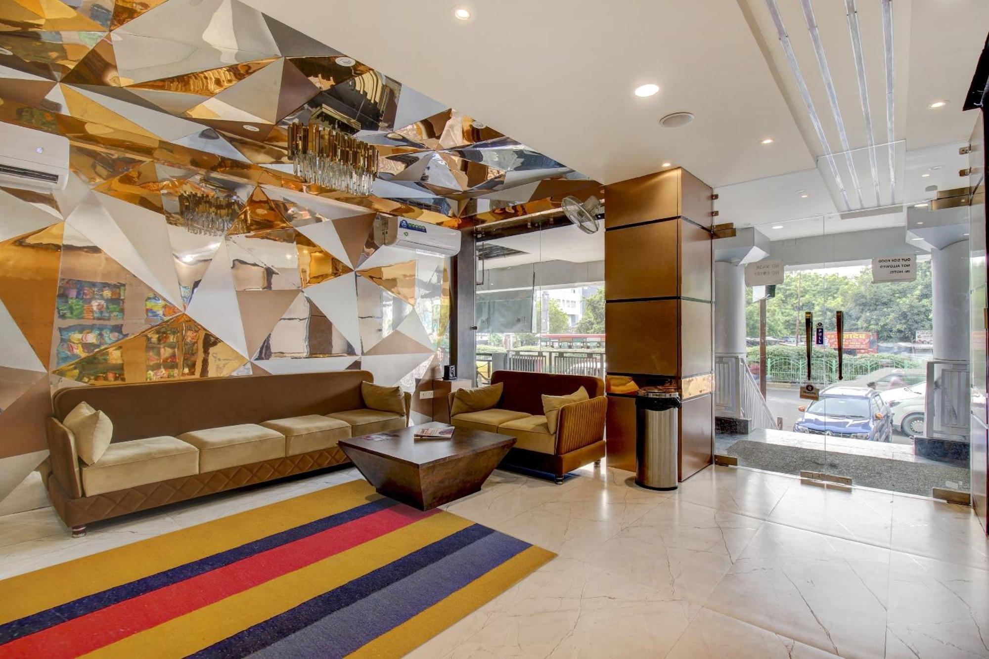 Super Townhouse Geetraj Near Shalimar Gateway Lucknow Hotel Ngoại thất bức ảnh
